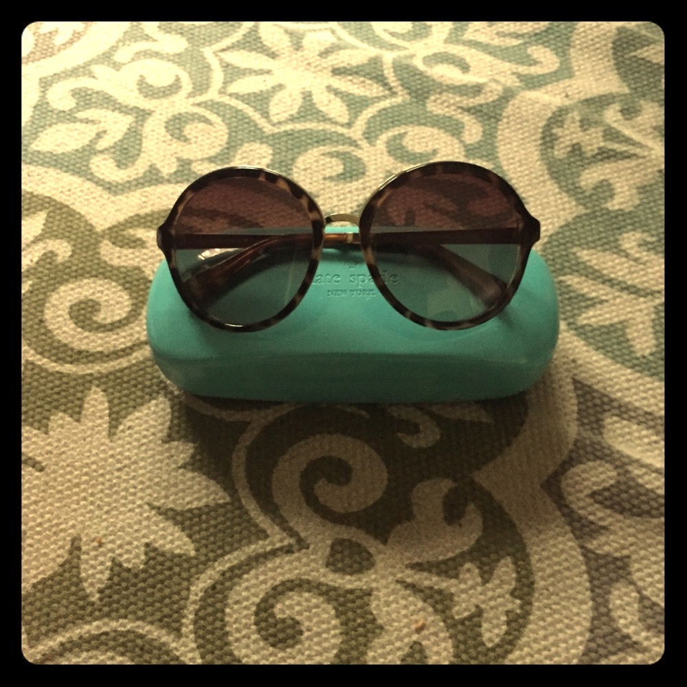 Like new Kate Spade Sunglasses